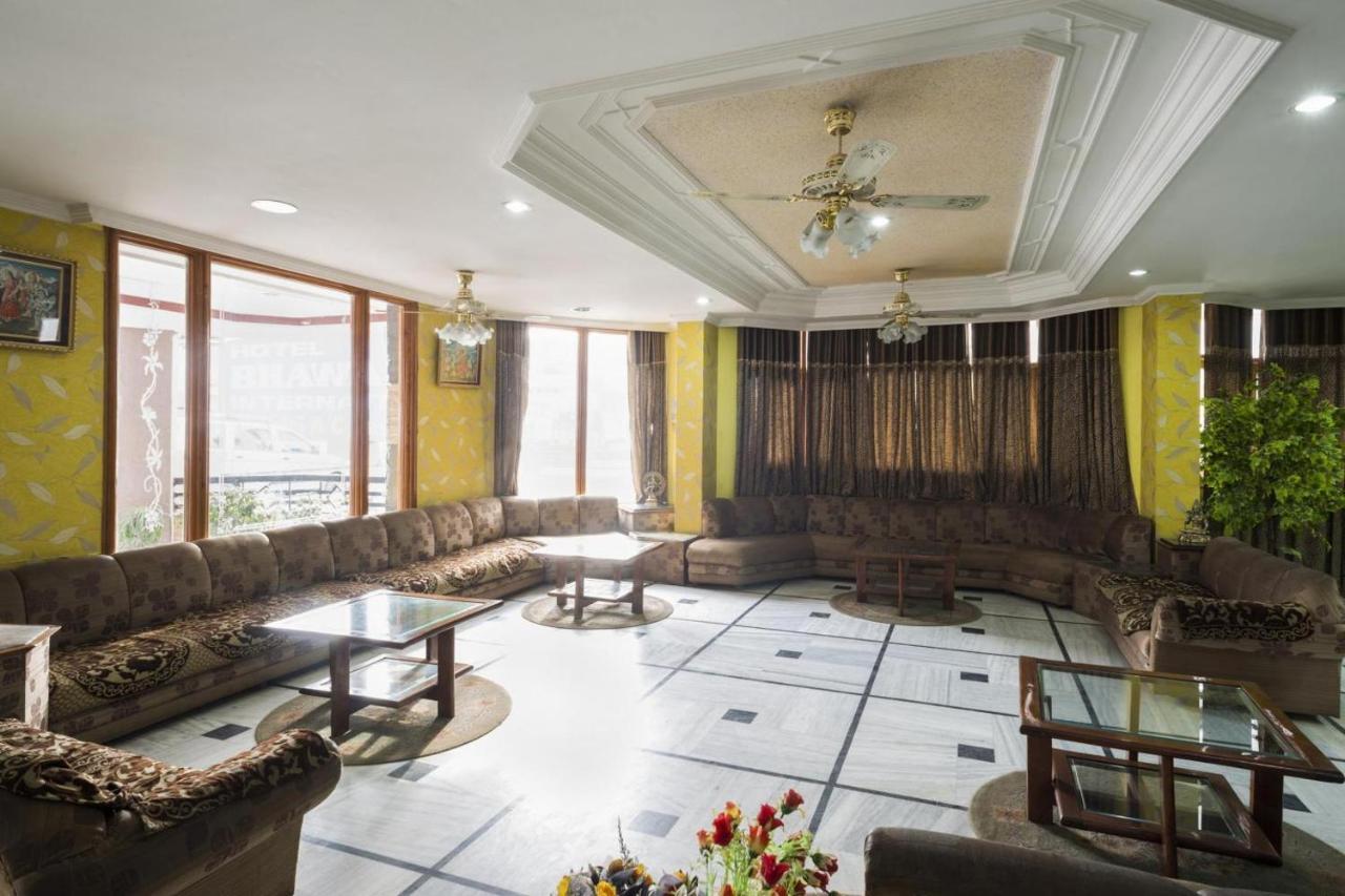 Hotel Bhawani International Katra  Zewnętrze zdjęcie